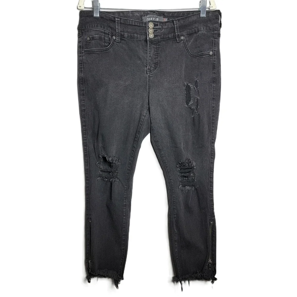 Torrid‎ Premium Stiletto Jegging Women 16R Black Distressed Zip Ankle Raw Hem